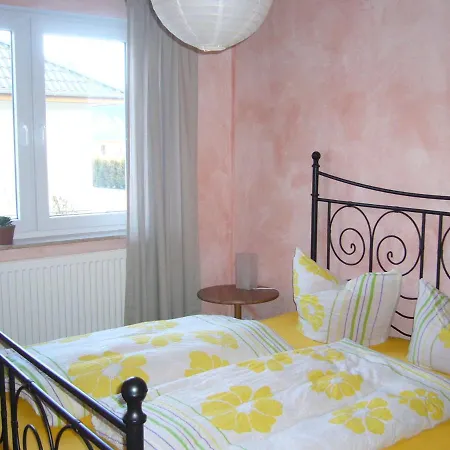 Alt Apartment Glowe