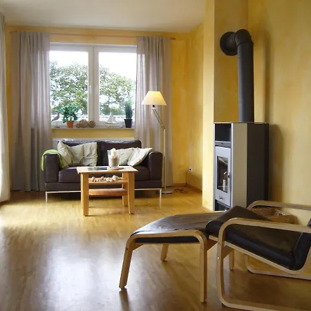 Alt Apartment Glowe